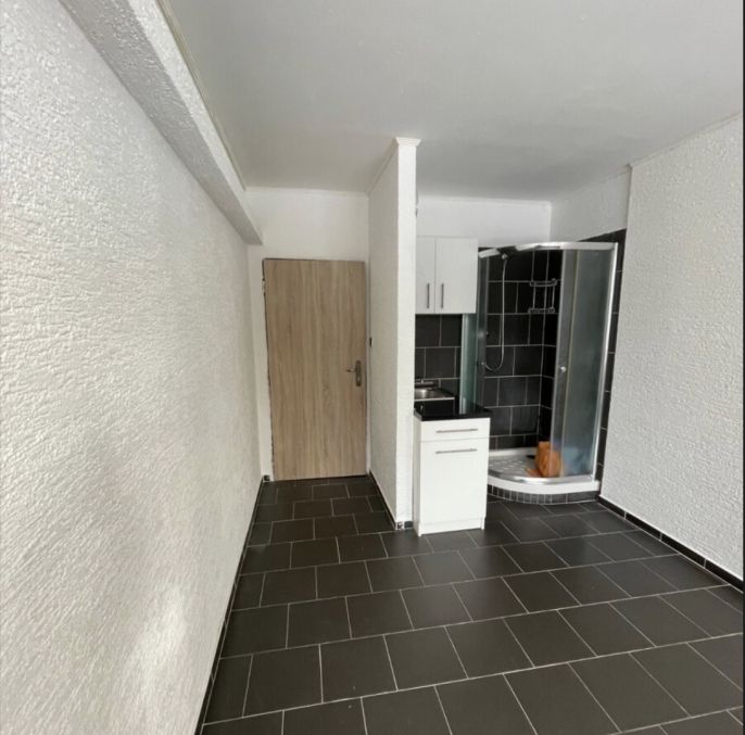 Prodej, Byt 1+kk, Komárov