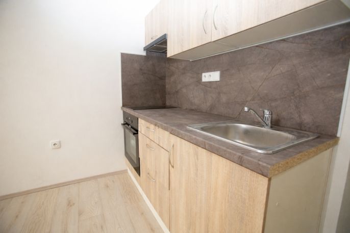 Pronájem, Byt 1+kk, Jindřichův Hradec