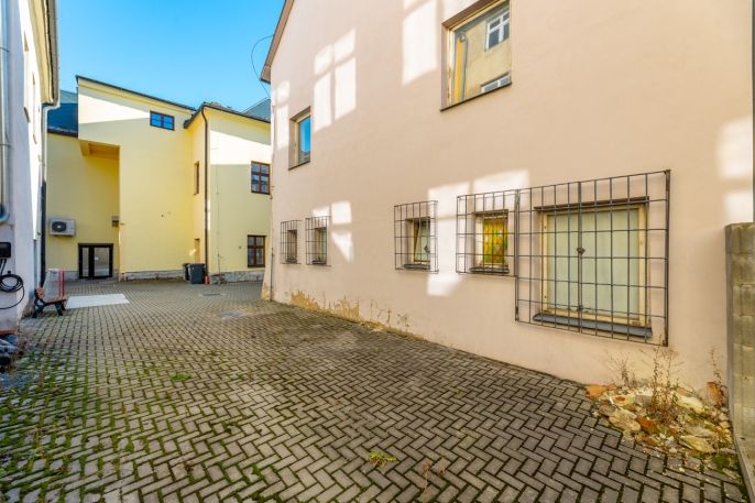 Prodej, Obchod a služby, Bruntál