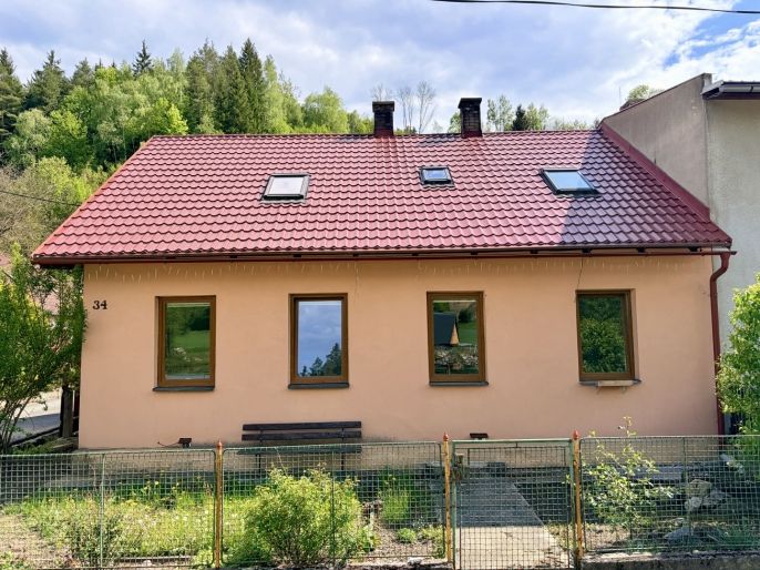Prodej, Rodinný dům, Koroužné