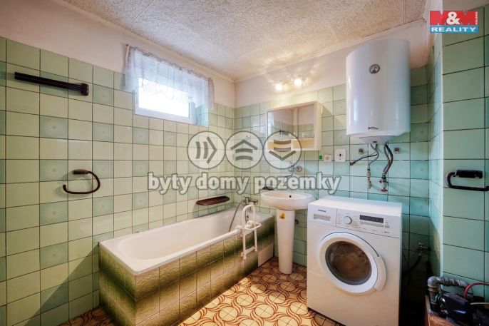 Prodej, Rodinný dům, Bezvěrov