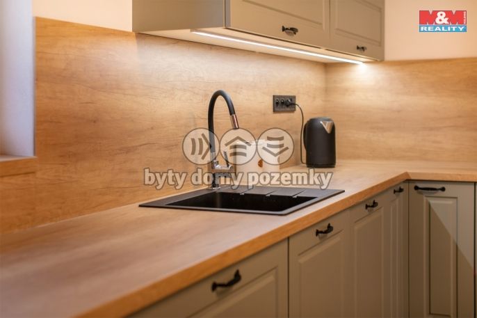 Prodej, Rodinný dům, Luženičky