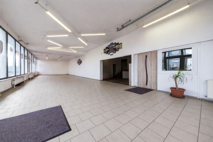 Pronájem, Obchod a služby, Praha