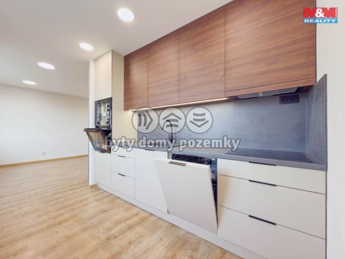 Prodej, Byt 3+1, Ostrava