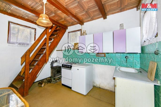 Prodej, Chata, Čím