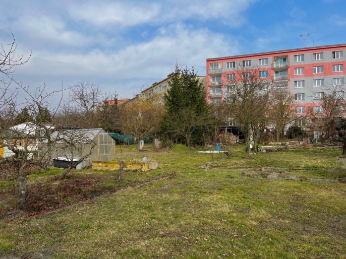 Prodej, Zahrada, Louny