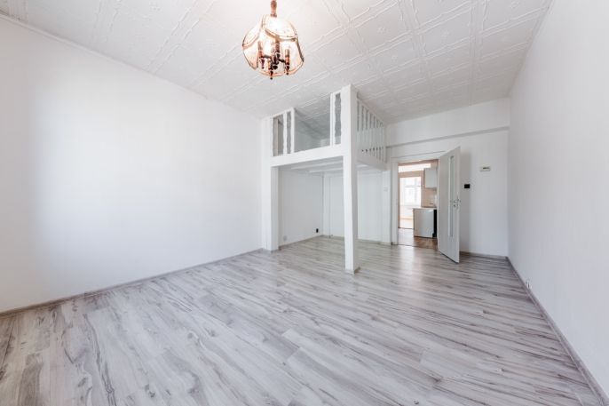 Prodej, Byt 2+1, Karlovy Vary