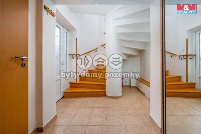 Prodej, Byt 4+kk, Nymburk