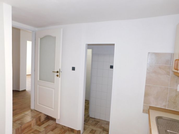 Pronájem, Byt 3+1, Cheb