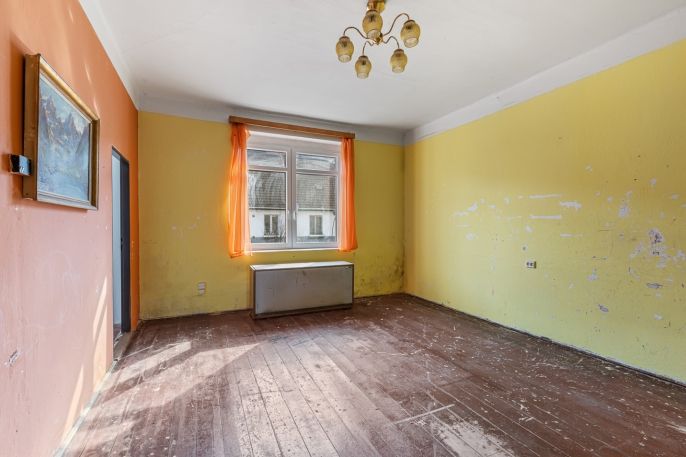 Prodej, Obchod a služby, Louny