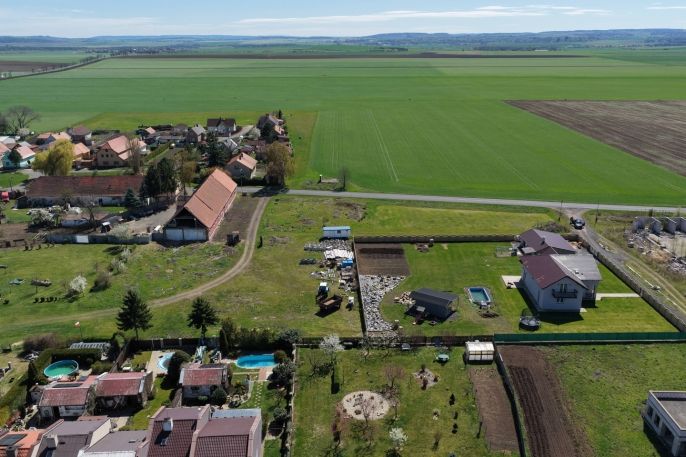 Prodej, Na klíč, Račetice