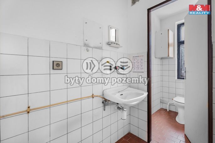 Prodej, Obchod a služby, Studenec