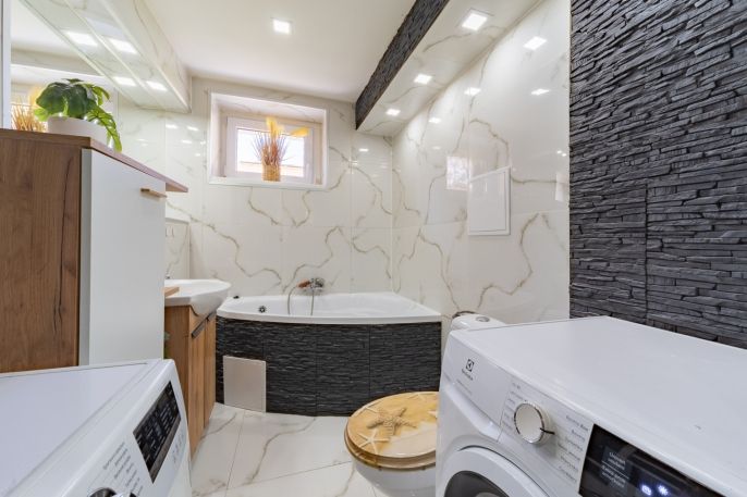 Prodej, Byt 2+1, Ostrov