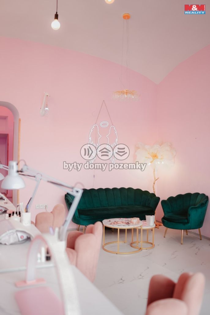 Prodej, Obchod a služby, Náchod