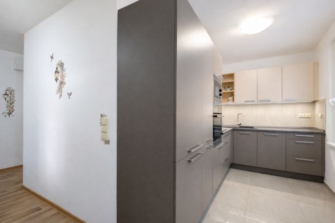 Prodej, Byt 3+kk, Benešov