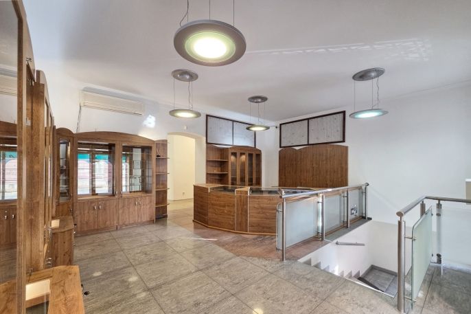 Pronájem, Obchod a služby, Karlovy Vary