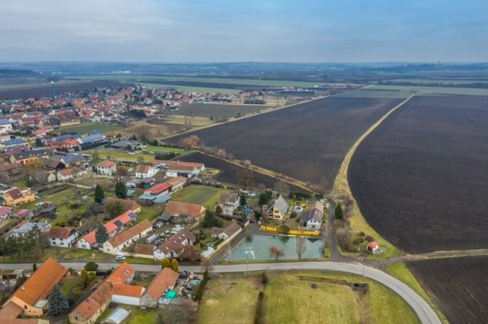 Prodej, Pole, Cítov