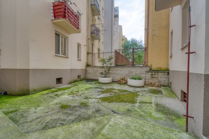Prodej, Obchod a služby, Praha
