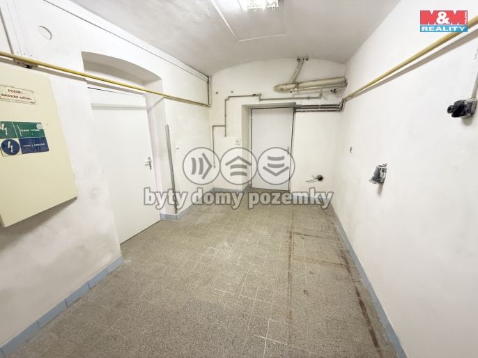 Pronájem, Obchod a služby, Chrudim