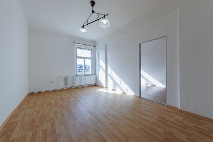 Pronájem, Byt 3+1, Cheb