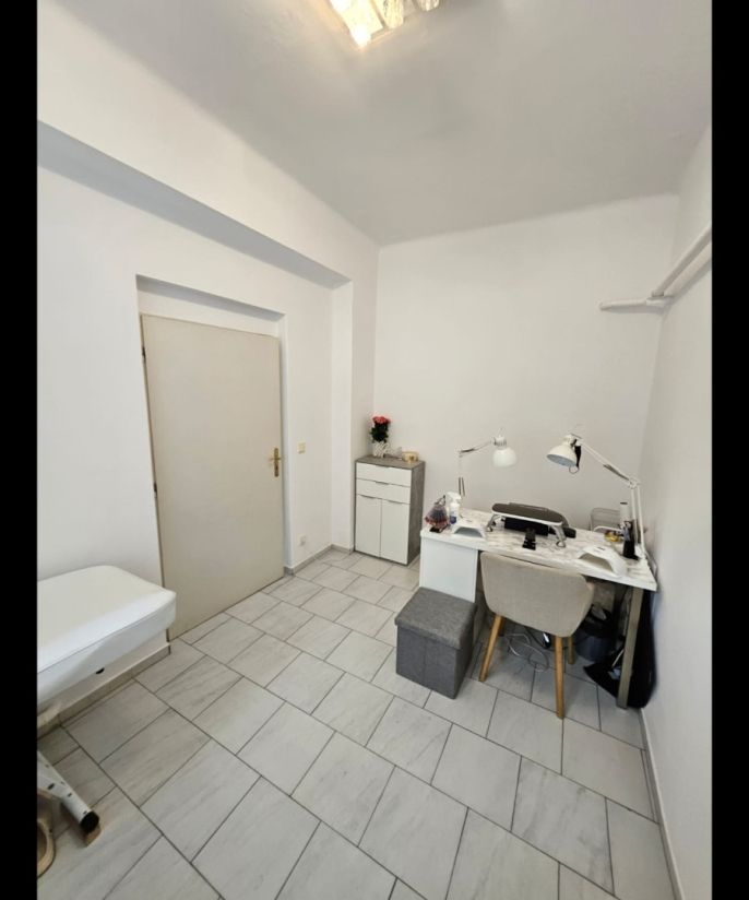 Pronájem, Obchod a služby, Praha