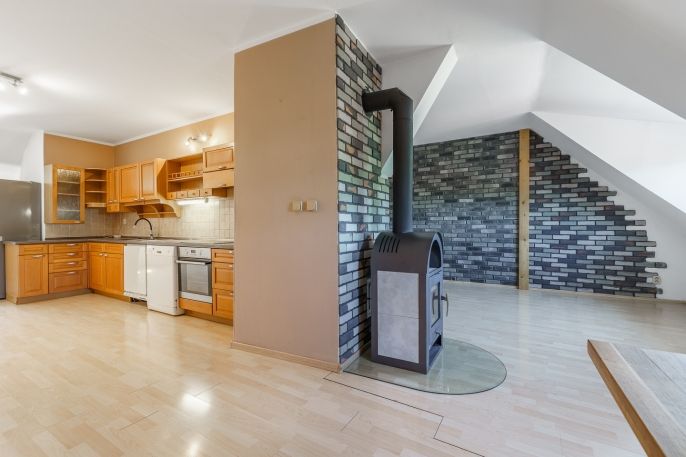 Pronájem, Byt 3+1, Cheb