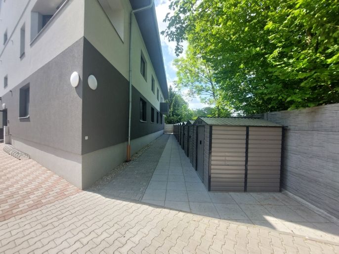 Prodej, Atypický byt, Břežany II
