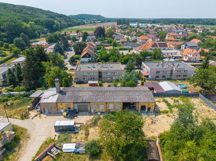 Prodej, Komerční pozemky, Semice