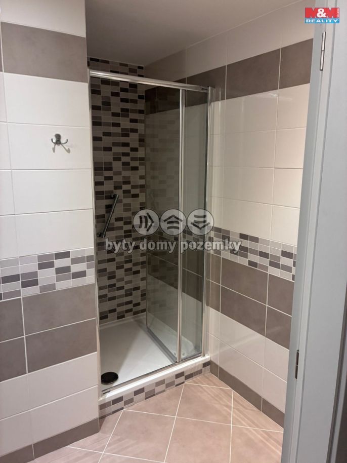 Pronájem, Byt 1+1, Lovosice