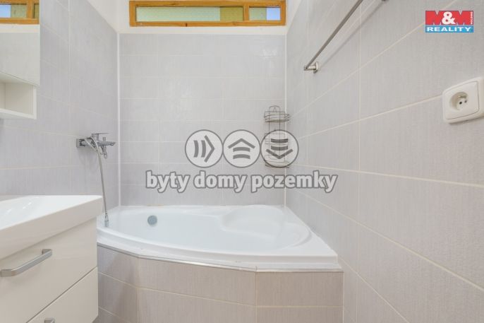 Prodej, Byt 3+1, Karlovy Vary