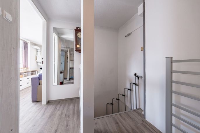 Prodej, Vinný sklep, Chvalovice