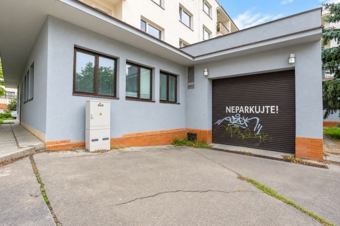 Prodej, Obchod a služby, Otrokovice