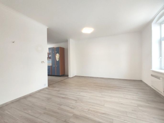 Pronájem, Byt 2+kk, Karlovy Vary