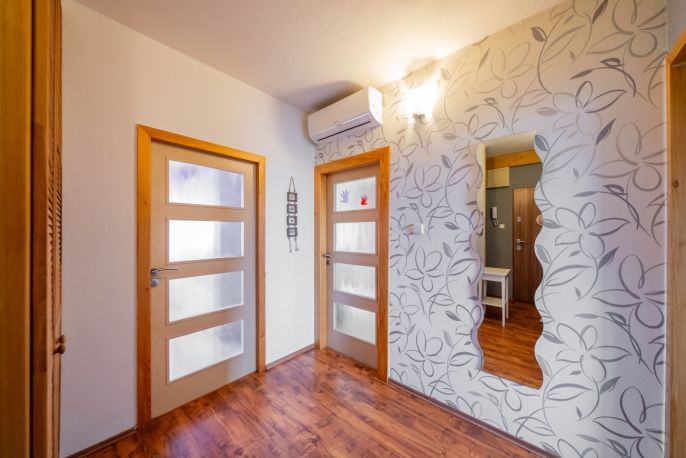 Prodej, Byt 3+1, Práče