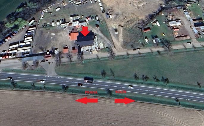 Pronájem, Obchod a služby, Rostoklaty