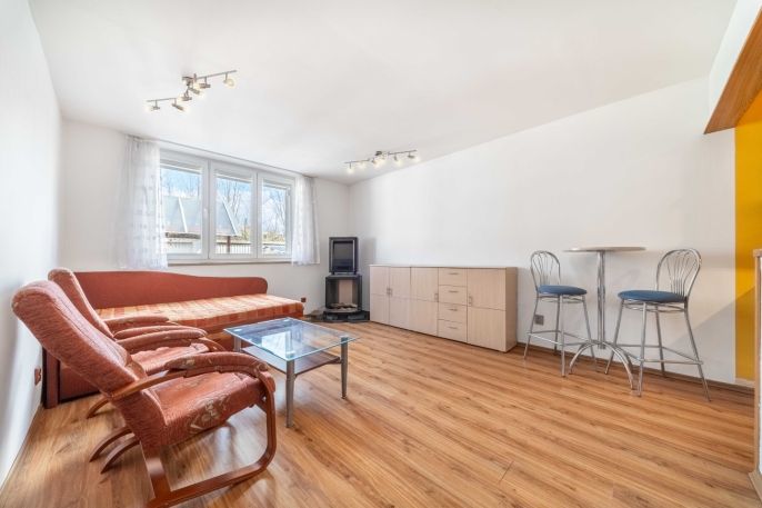 Prodej, Byt 1+kk, Vráž