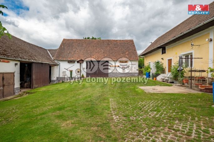 Prodej, Zemědělská usedlost, Dobev