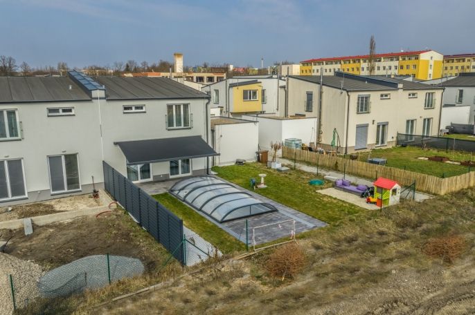 Prodej, Rodinný dům, Milovice