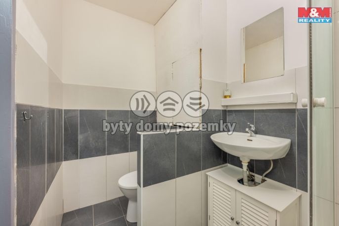 Prodej, Byt 1+kk, Kladno