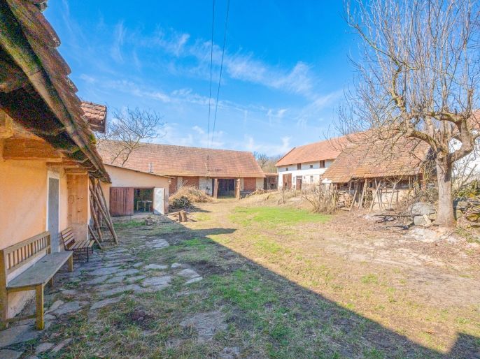 Prodej, Zemědělská usedlost, Křečovice