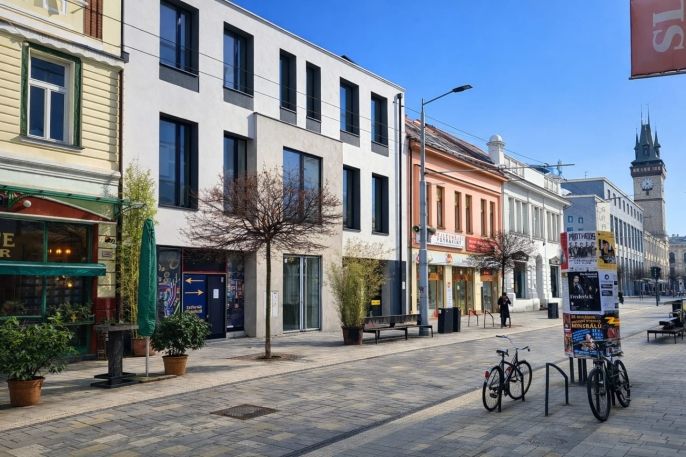 Pronájem, Obchod a služby, Pardubice