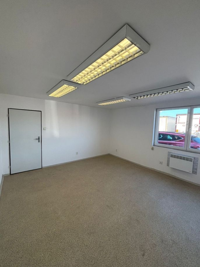 Pronájem, Kancelářský prostor, Králův Dvůr