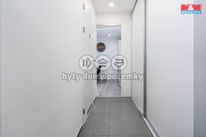 Prodej, Byt 2+kk, Mratín