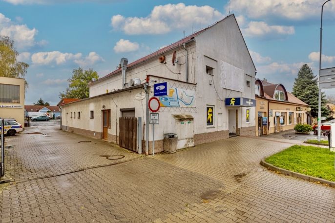 Pronájem, Obchod a služby, Jesenice