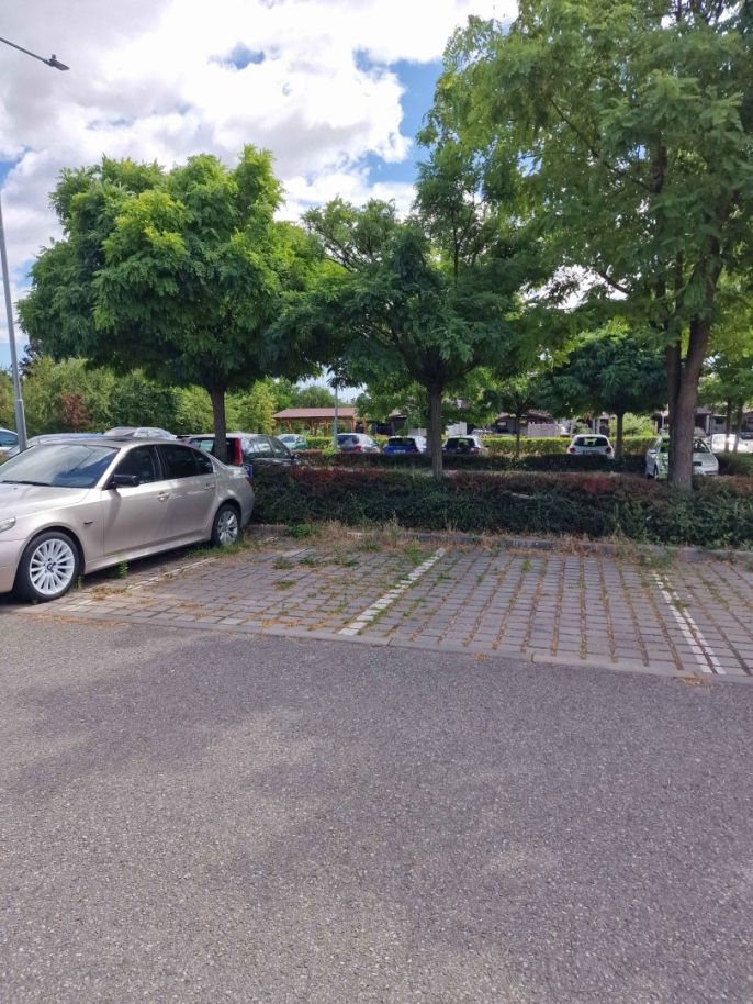Prodej, Garážové stání, Moravany