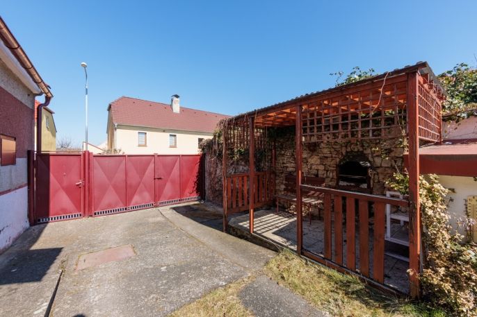 Prodej, Nájemní dům, Hřivice