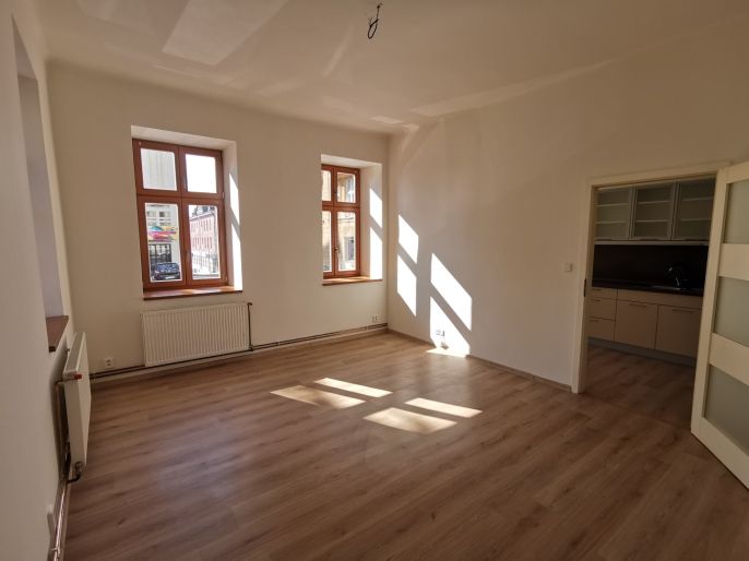 Pronájem, Byt 2+1, Jablonec nad Nisou