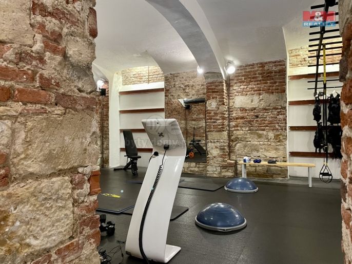 Pronájem, Obchod a služby, Praha