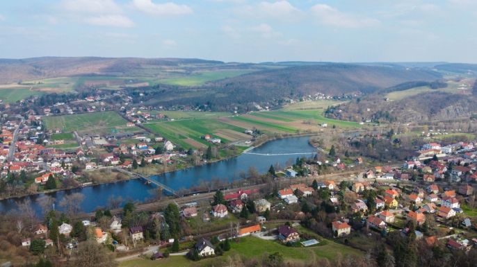 Prodej, Ovocný sad, Zadní Třebaň