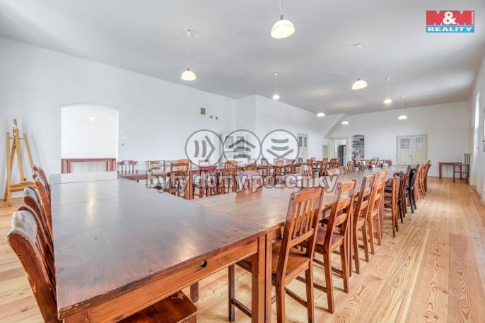 Prodej, Obchod a služby, Nalžovice